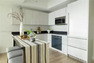1010 Brickell Ave, Miami, FL 33131 - Photo 9