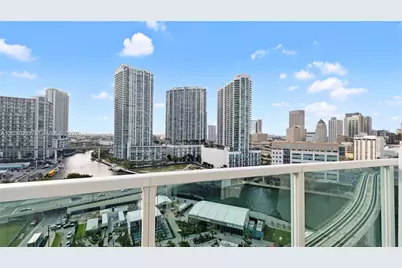 41 SE 5th St #1016, Miami, FL 33131 - Photo 7