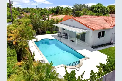 2195 SW 25th Ter, Miami, FL 33133 - Photo 21
