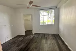 8050 N Nob Hill Rd, Tamarac, FL 33321 - Photo 5