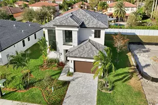 13023 Davie Oaks Dr, Davie, FL 33325 - Photo 27