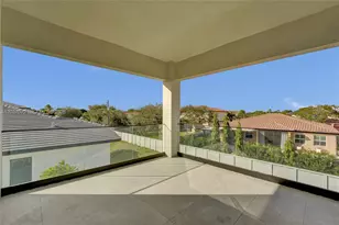 13023 Davie Oaks Dr, Davie, FL 33325 - Photo 19