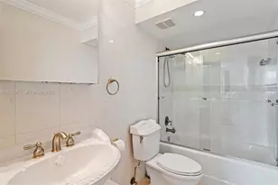 1 Las Olas Circle, Fort Lauderdale, FL 33316 - Photo 7