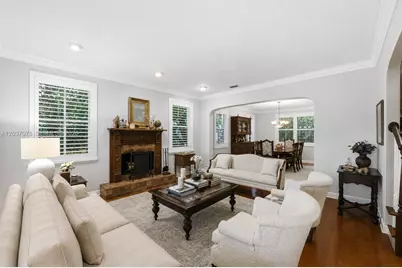 1277 Meadows Blvd, Weston, FL 33327 - Photo 7