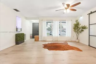 8580 NW 20th Ct, Sunrise, FL 33322 - Photo 3