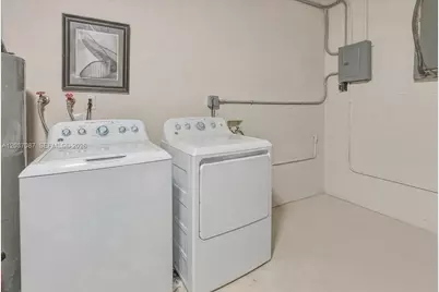 8580 NW 20th Ct, Sunrise, FL 33322 - Photo 37