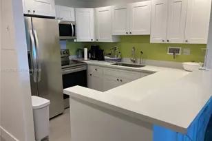 2301 Collins Ave, Miami Beach, FL 33139 - Photo 17