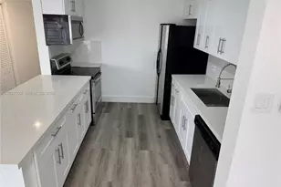 630 Layne Blvd, Hallandale Beach, FL 33009 - Photo 9