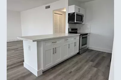 630 Layne Blvd #211, Hallandale Beach, FL 33009 - Photo 7