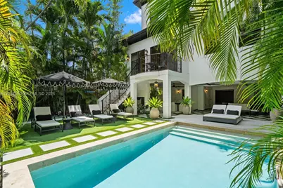 1803 S Bayshore Ln, Miami, FL 33133 - Photo 25