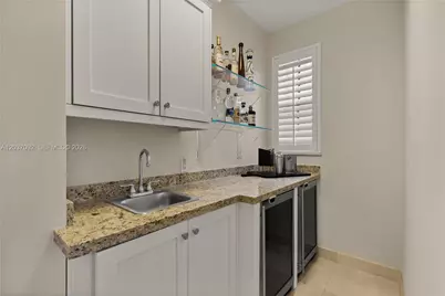 1803 S Bayshore Ln, Miami, FL 33133 - Photo 23