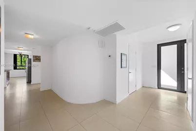 181 Crandon Blvd #301, Key Biscayne, FL 33149 - Photo 3