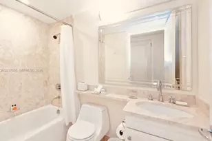 1435 Brickell Ave, Miami, FL 33131 - Photo 15