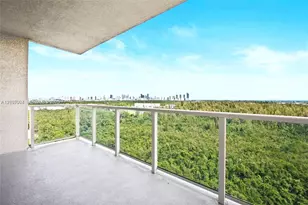 14951 Royal Oaks Ln, North Miami, FL 33181 - Photo 7