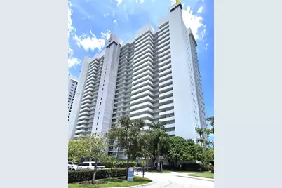 14951 Royal Oaks Ln #1001, North Miami, FL 33181 - Photo 3