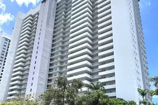 14951 Royal Oaks Ln, North Miami, FL 33181 - Photo 3