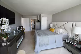 540 Brickell Key Dr, Miami, FL 33131 - Photo 25
