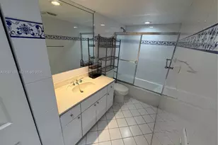 555 NE 15th St, Miami, FL 33132 - Photo 19