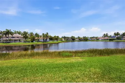 2048 Quail Roost Dr, Weston, FL 33327 - Photo 3