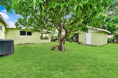 14611 SW 103rd Ct, Miami, FL 33176 - Photo 25