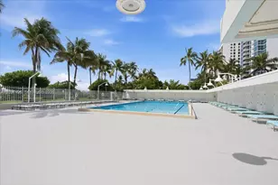2899 Collins Ave, Miami Beach, FL 33140 - Photo 23