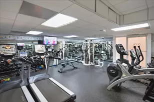 2899 Collins Ave, Miami Beach, FL 33140 - Photo 33