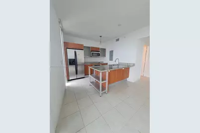 185 SW 7th St #3500, Miami, FL 33130 - Photo 3