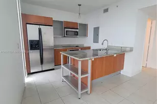 185 SW 7th St, Miami, FL 33130 - Photo 3