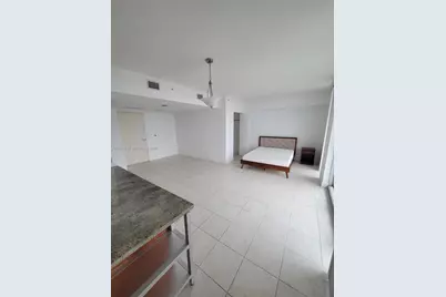 185 SW 7th St #3500, Miami, FL 33130 - Photo 15