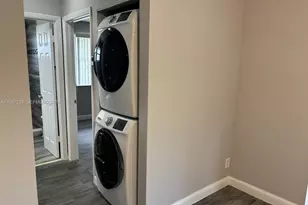 11585 NW 43rd St, Coral Springs, FL 33065 - Photo 15