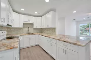 5701 SW 37th St, Davie, FL 33314 - Photo 21