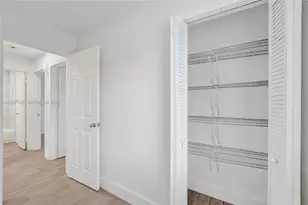 5701 SW 37th St, Davie, FL 33314 - Photo 39