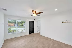 5701 SW 37th St, Davie, FL 33314 - Photo 9