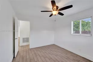 5701 SW 37th St, Davie, FL 33314 - Photo 47