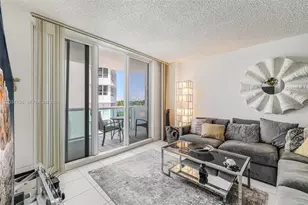 5001 Collins Ave, Miami Beach, FL 33140 - Photo 9