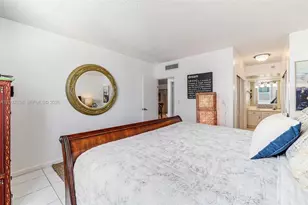 5001 Collins Ave, Miami Beach, FL 33140 - Photo 25