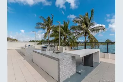 600 NE 36th St #1006, Miami, FL 33137 - Photo 13