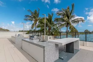600 NE 36th St, Miami, FL 33137 - Photo 13