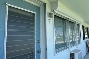 801 Atlantic Shores Blvd, Hallandale Beach, FL 33009 - Photo 5