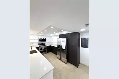 520 Brickell Key Dr #A1005, Miami, FL 33131 - Photo 15