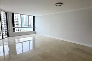 520 Brickell Key Dr, Miami, FL 33131 - Photo 11