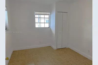 2010 NW 70th St, Miami, FL 33147 - Photo 7
