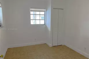 2010 NW 70th St, Miami, FL 33147 - Photo 7