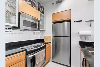 950 Brickell Bay Dr #501, Miami, FL 33131 - Photo 9