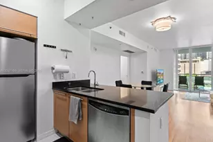950 Brickell Bay Dr, Miami, FL 33131 - Photo 7