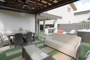 7661 NW 103rd Ct, Doral, FL 33178 - Photo 3