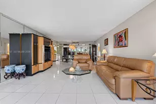 601 Three Islands Boulevard, Hallandale Beach, FL 33009 - Photo 9
