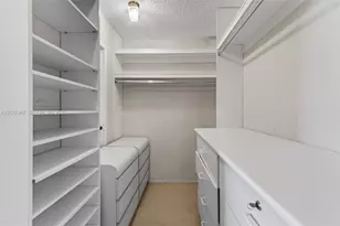 601 Three Islands Boulevard, Hallandale Beach, FL 33009 - Photo 19