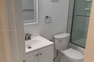 8710 N Sherman Cir, Miramar, FL 33025 - Photo 21