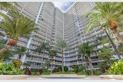 7601 E Treasure Dr #1802, North Bay Village, FL 33141 - Photo 29